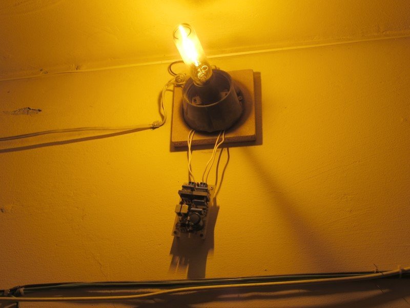 ЭПРА ДНаТ 70 Вт (в корпусе) - электронный ПРА для розжига натриевых ламп ДНаТ 70 Вт